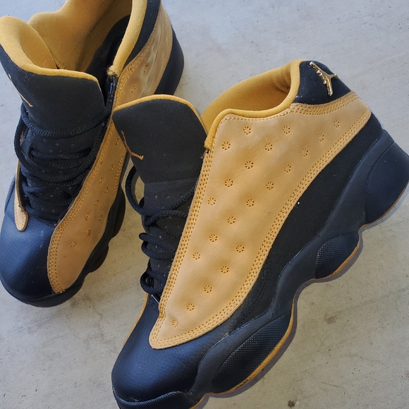 Air Jordan 13 Retro - Picture 3 of 4